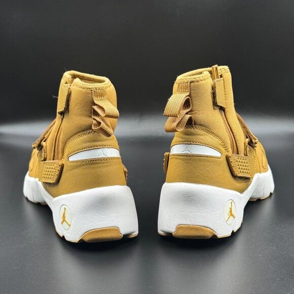 Air Jordan Trunner LX High 'Golden Harvest' - Picture 4 of 13